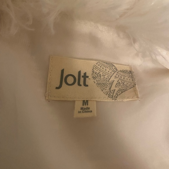 NWOT Jolt Faux Fur White Vest - Picture 5 of 5